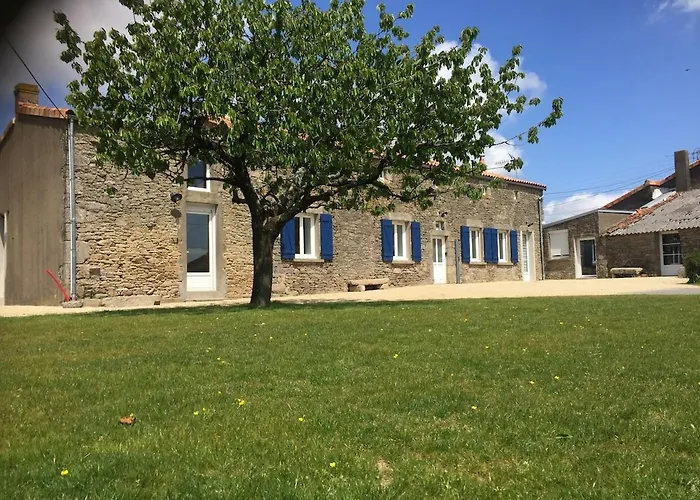 La Maison De La Chaussee